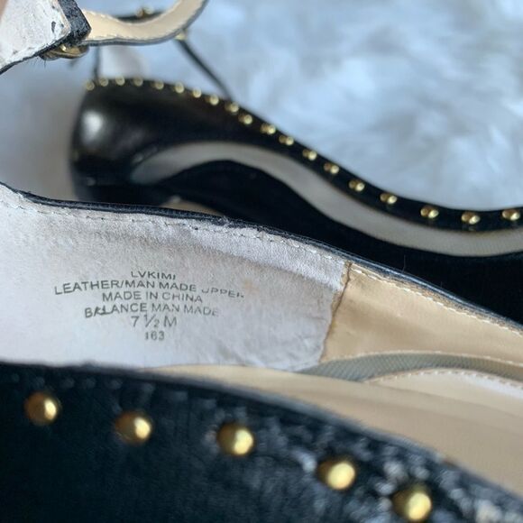 Levity Black Leather Heels Mesh Side Panel - Picture 4 of 12